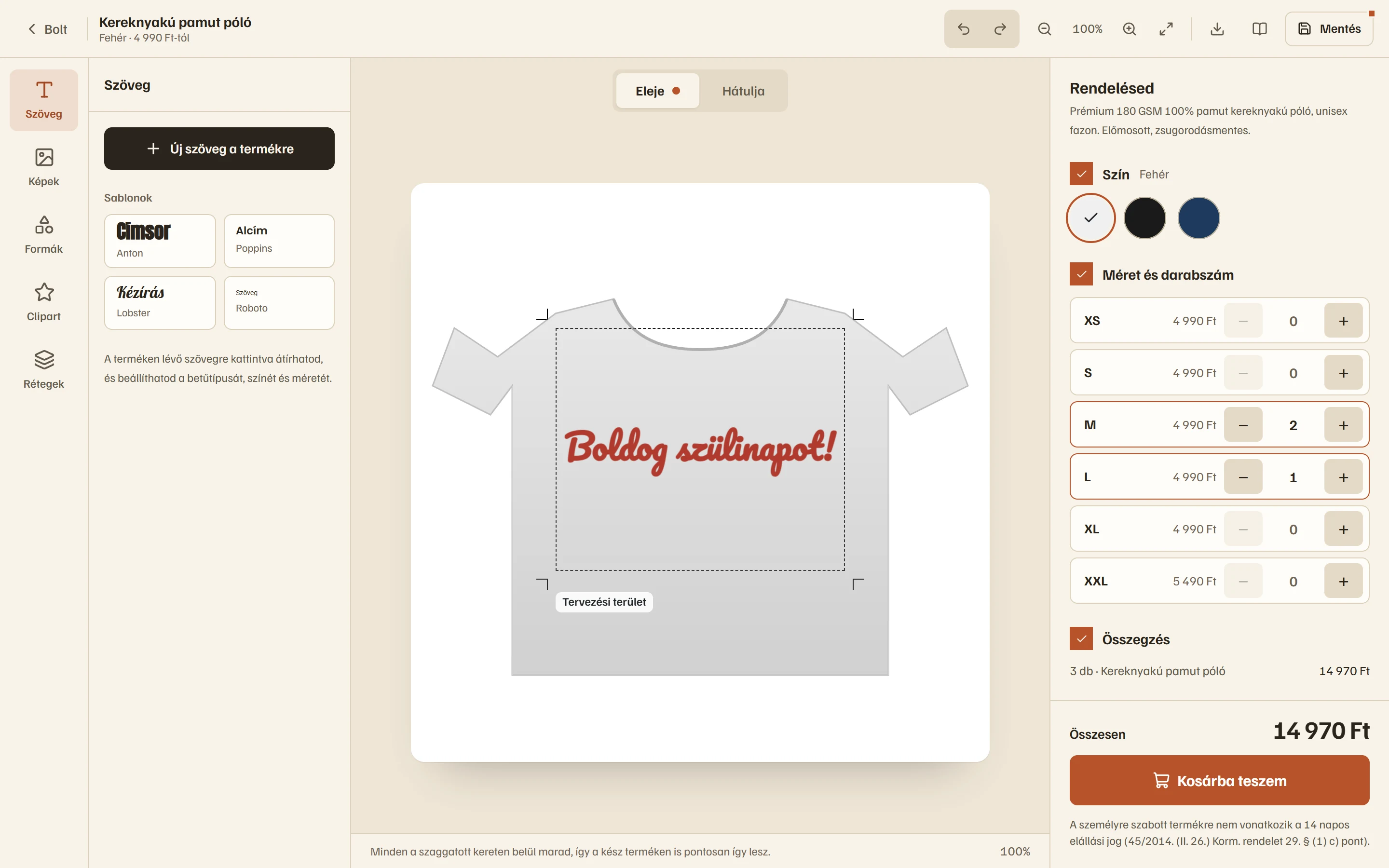 A Design Studio App tervezője a(z) Homok témában: fehér pólón piros „Boldog szülinapot!” felirat, jobbra a méretek és a Kosárba teszem gomb.